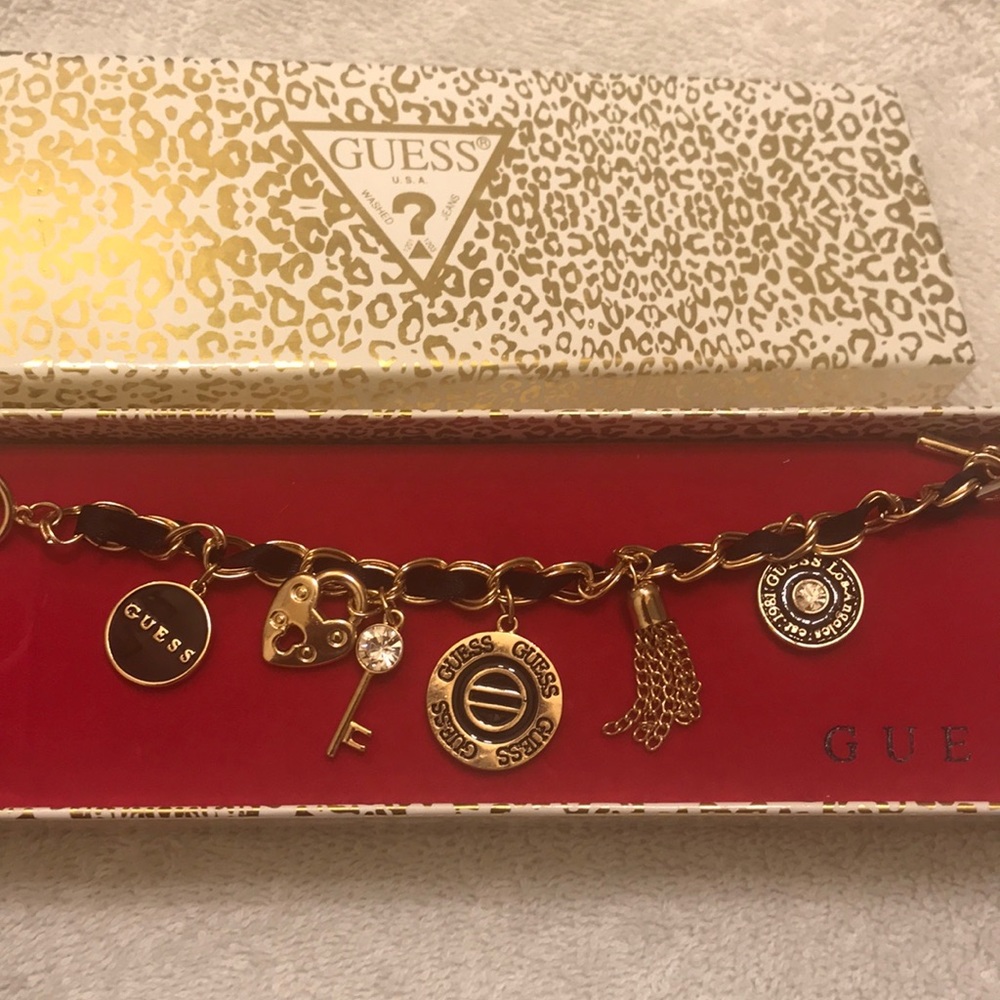 Guess charm bracelet NWOT